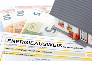 Energieausweis für Ein- oder Mehrfamilienhäuser: Bei Vermietung oder Verkauf ist er Pflicht.