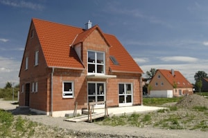 Im Energieverbrauchsausweis sind die Werte und Verbrauchsdaten eines Gebäudes festgehalten.