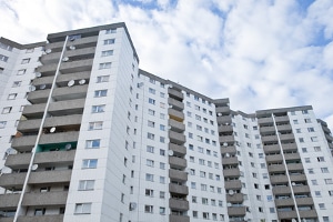 Eine Mietminderung bei Abwasserstau in der Wohnung ist unter Umständen möglich.